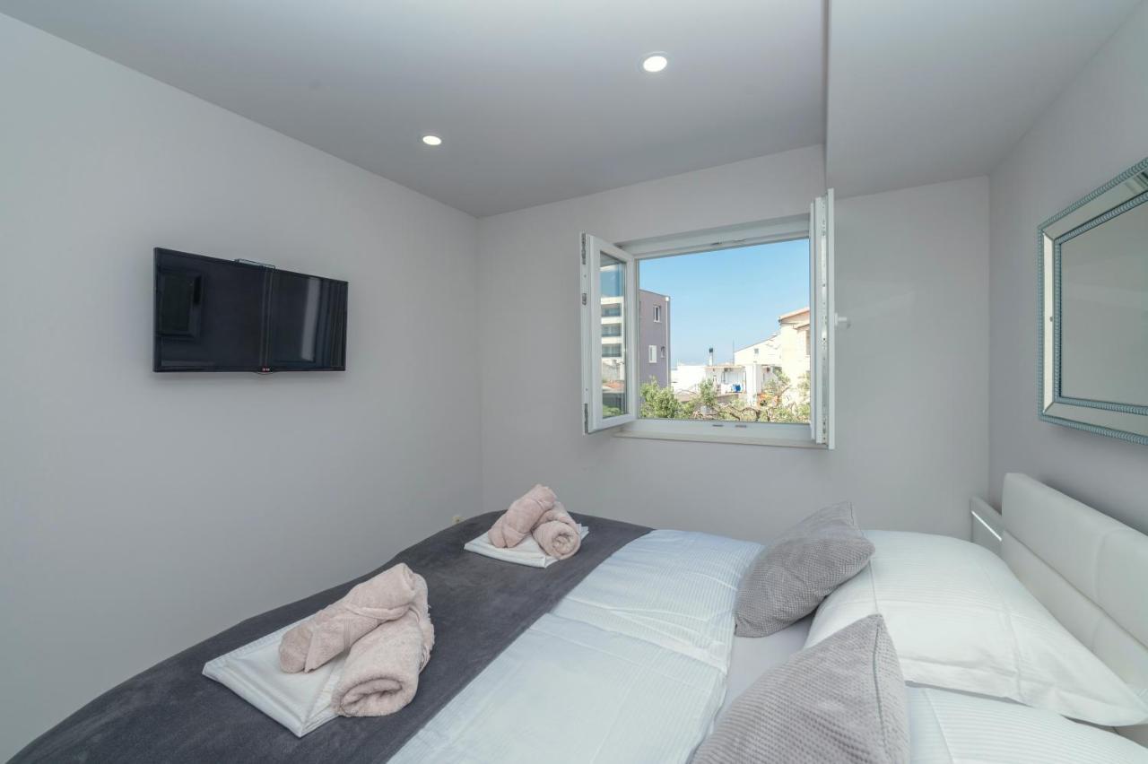 Luxury Apartment Purple Summer Sea View Makarska Dış mekan fotoğraf