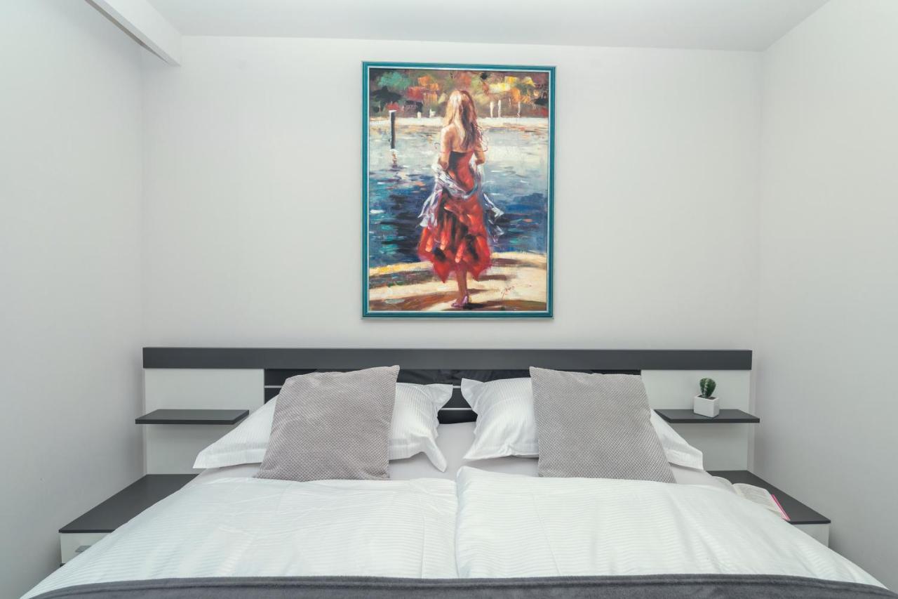 Luxury Apartment Purple Summer Sea View Makarska Dış mekan fotoğraf