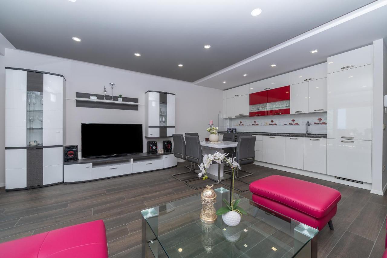 Luxury Apartment Purple Summer Sea View Makarska Dış mekan fotoğraf