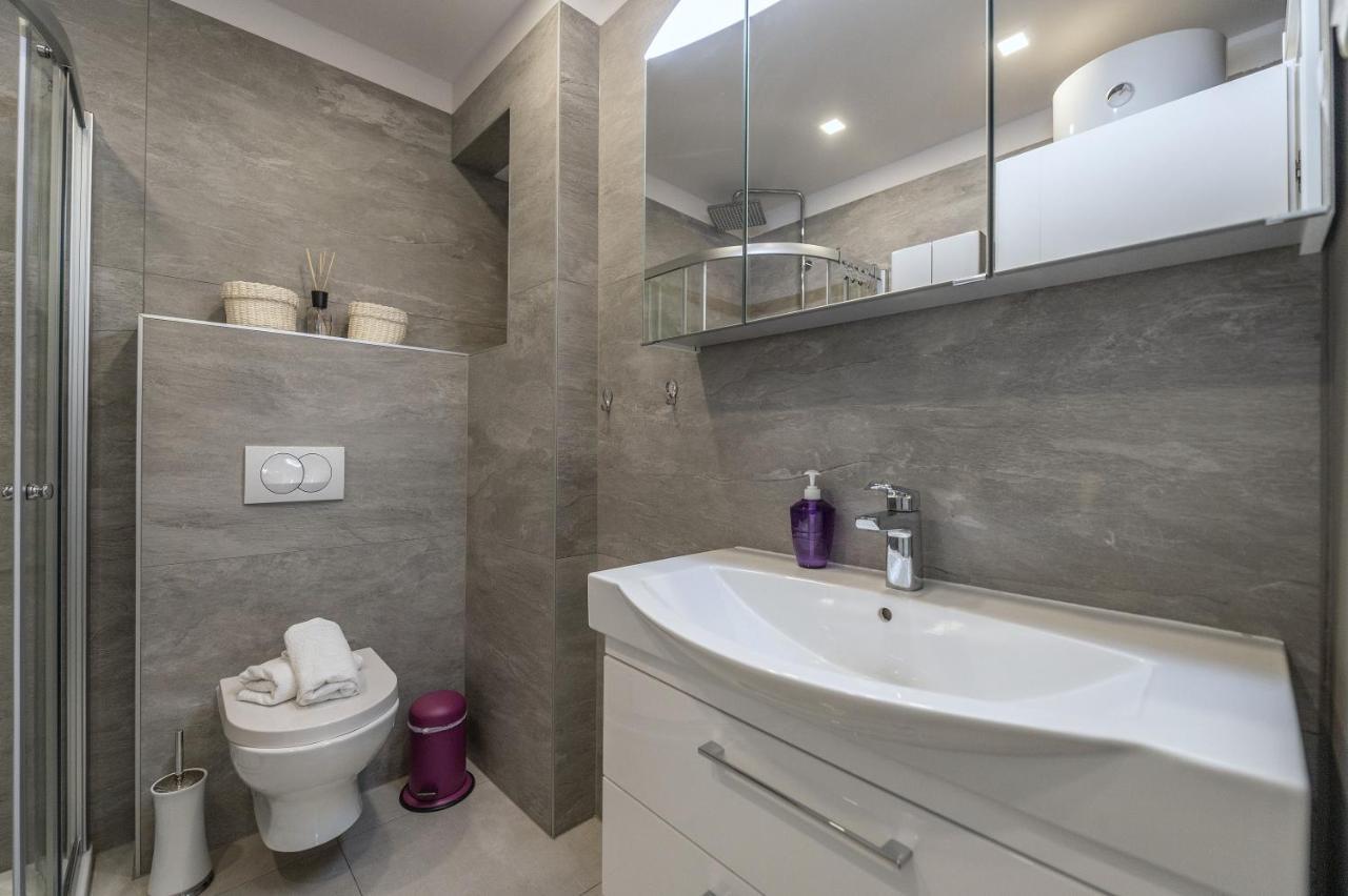 Luxury Apartment Purple Summer Sea View Makarska Dış mekan fotoğraf